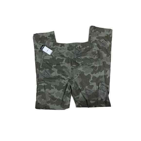 Zoo York NWT Size 28 Tan Pants‎ 28” Waist 28” Inseam Taper Fit Camo - Picture 6 of 8